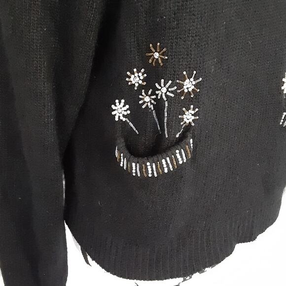 Vintage 80s Silk Angora Blend Black Beaded Pocket Flower Sweater Womens L - Picture 3 of 11